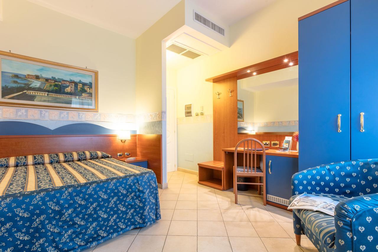 Hotel Borgo Del Mare Чивитавекия Екстериор снимка