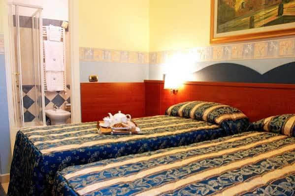 Hotel Borgo Del Mare Чивитавекия Екстериор снимка